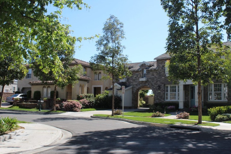 Flintridge Village Amenities